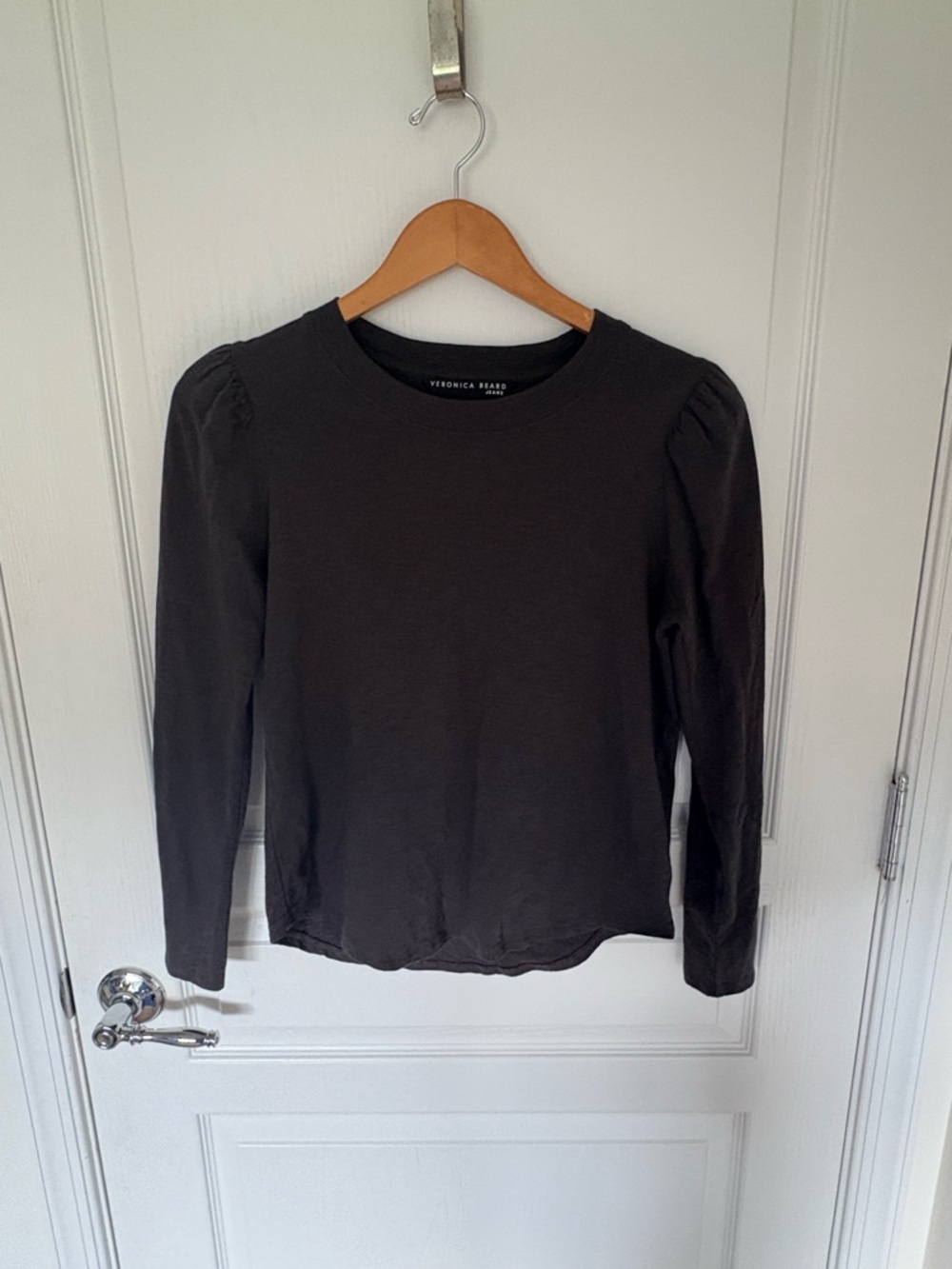 Veronica Beard Jeans Black  Crewneck Long Sleeve Top with puff sleeves